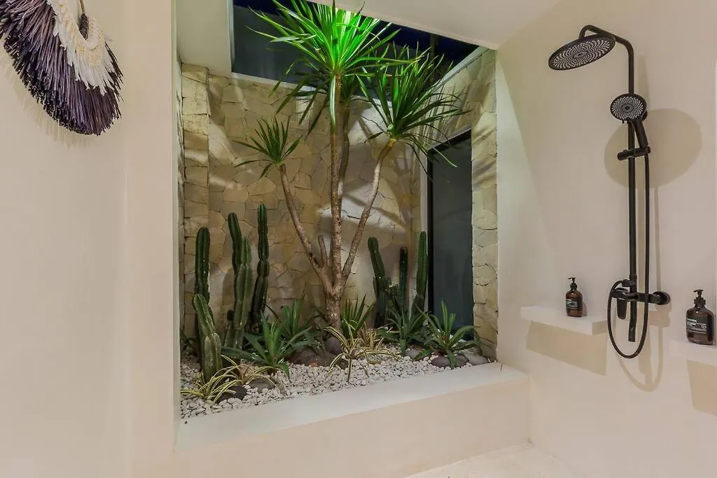 Villa Alamanda Livia Seminyak Design Spacious 2Bdr And Private Pool