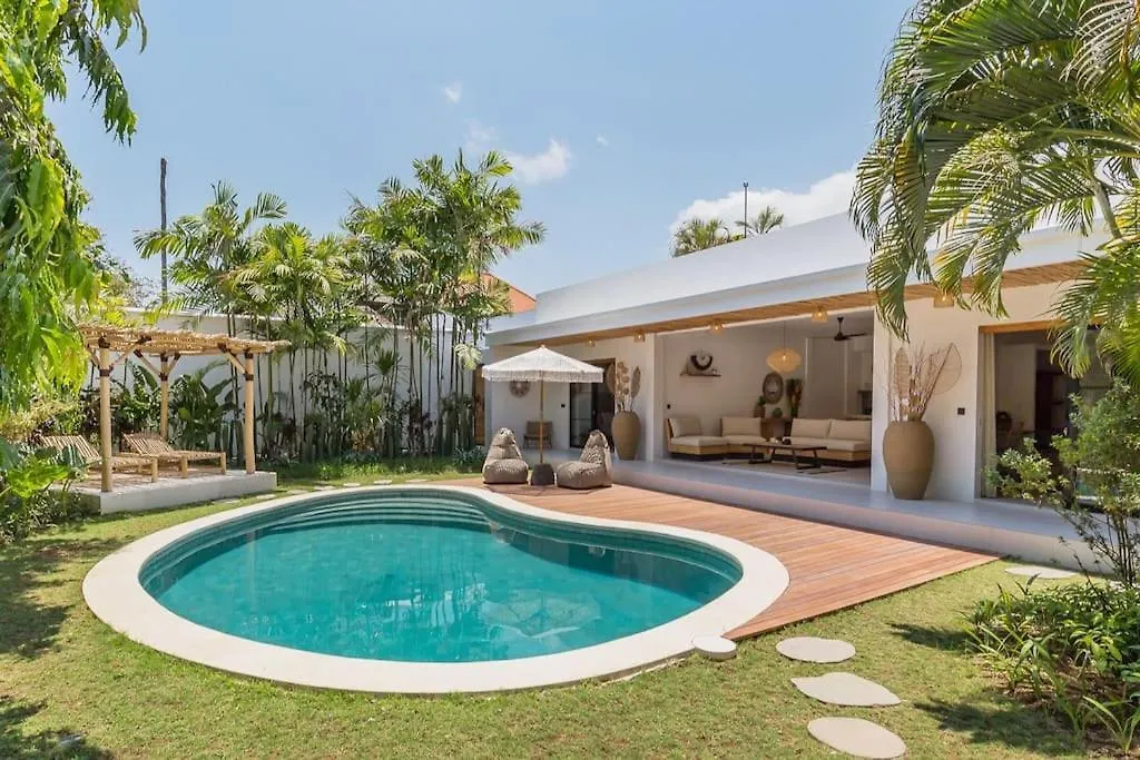 Villa Alamanda Livia Seminyak Design Spacious 2Bdr And Private Pool Indonesia