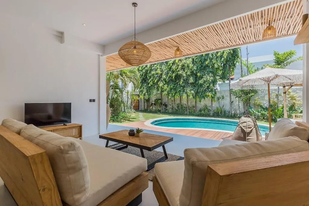 Villa Alamanda Livia Seminyak Design Spacious 2Bdr And Private Pool